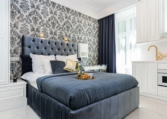 Golden Fish - New Apartment - Old Town