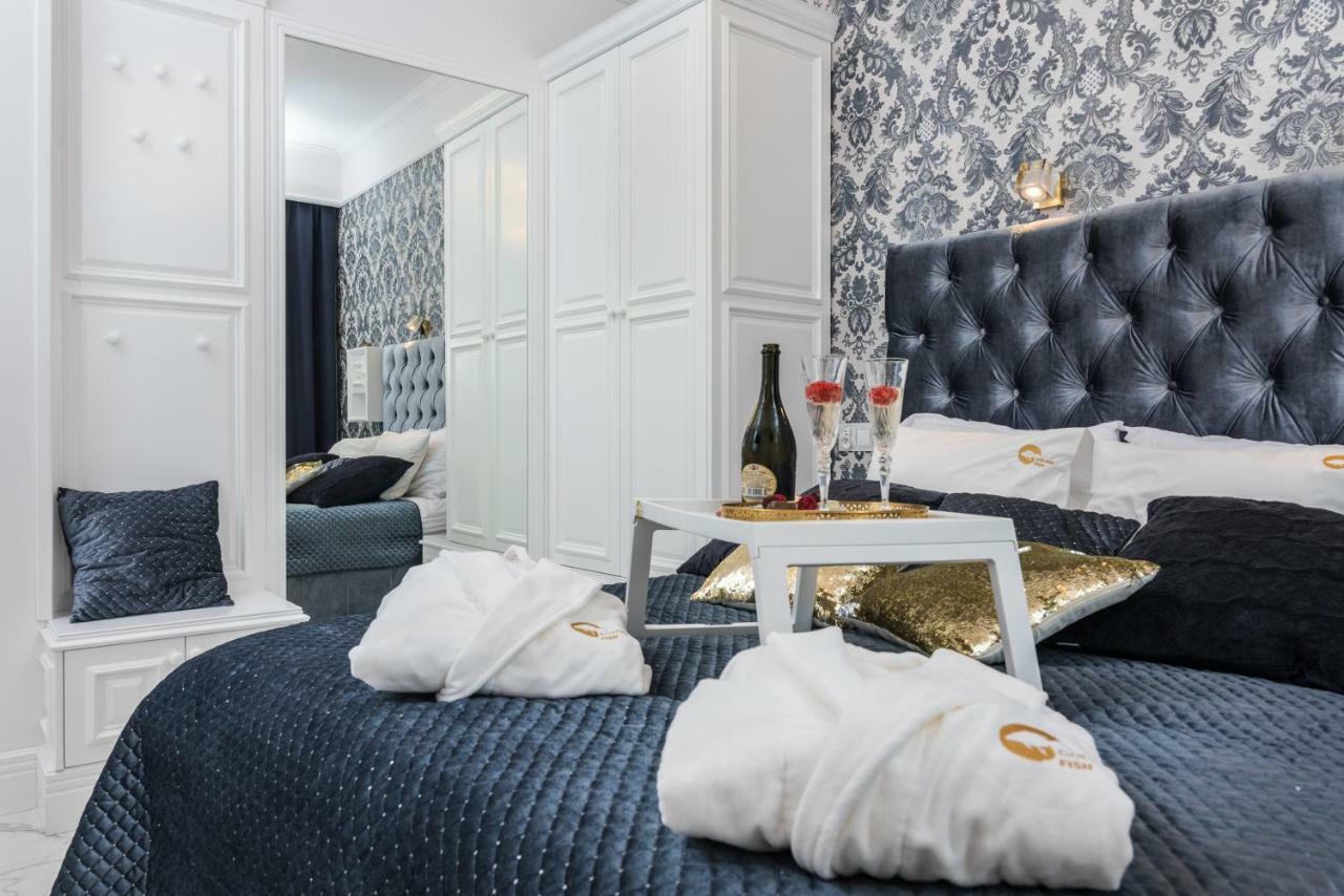 Golden Fish - New - Old Town Apartament *